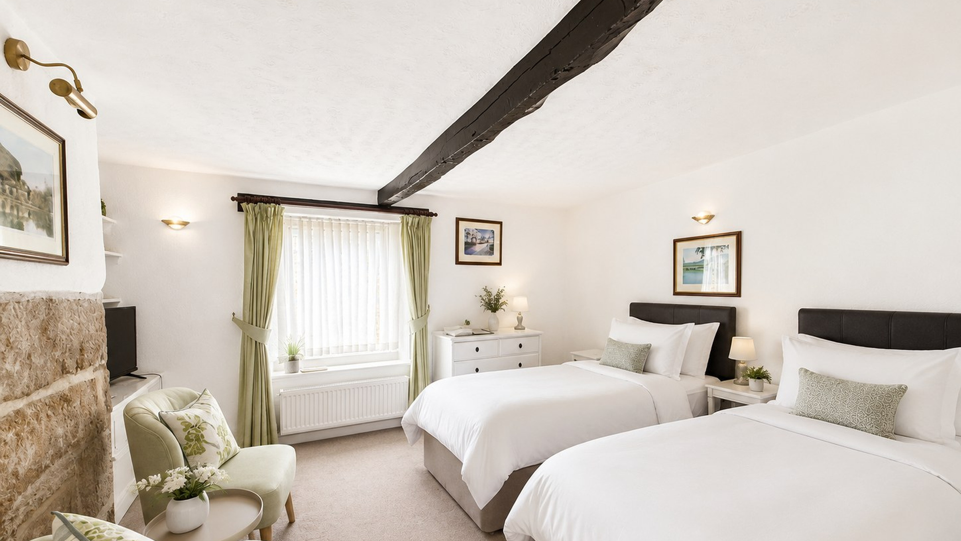 Nidderdale Suite twin bed configuration