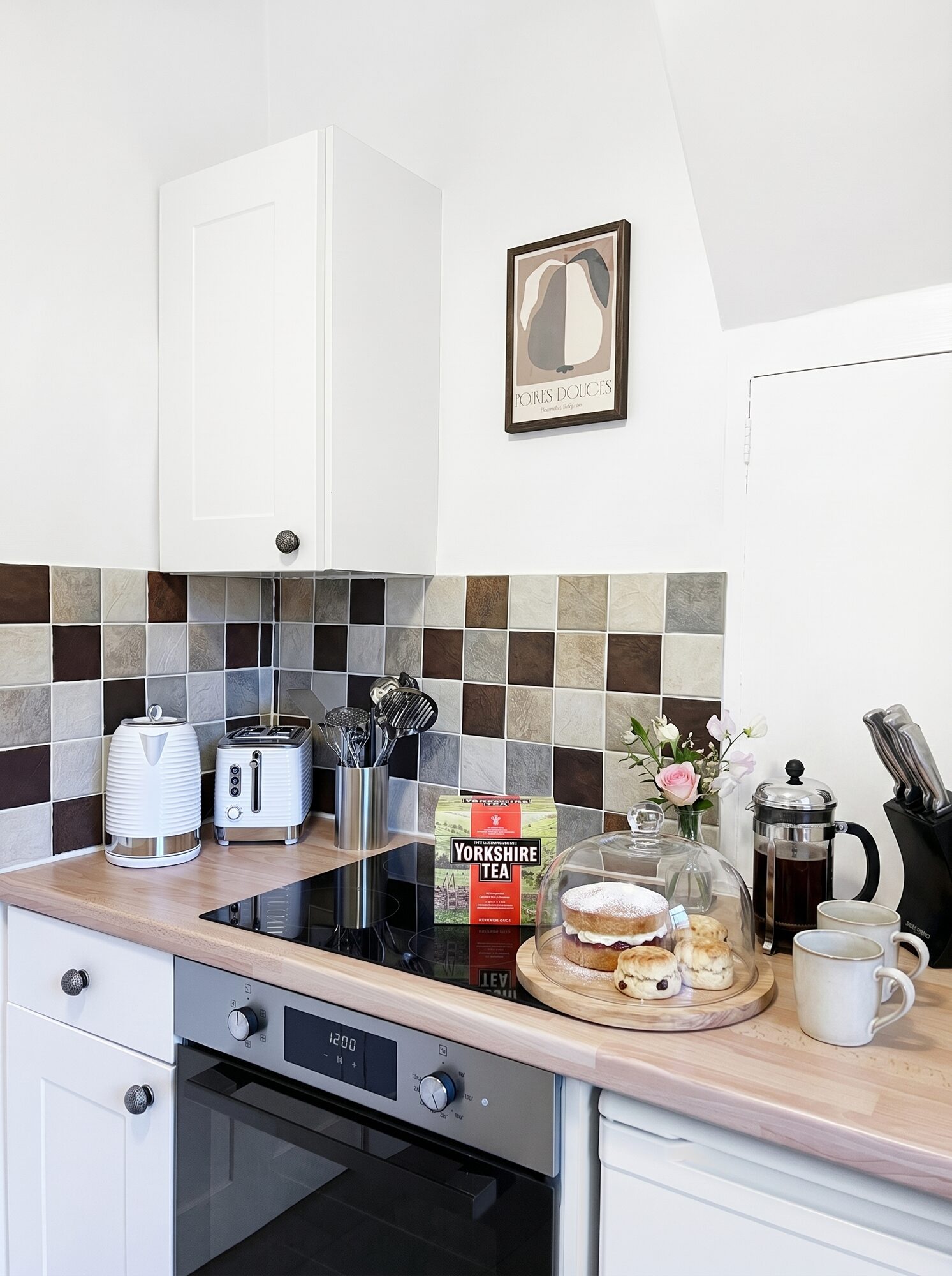 The Nook kitchenette